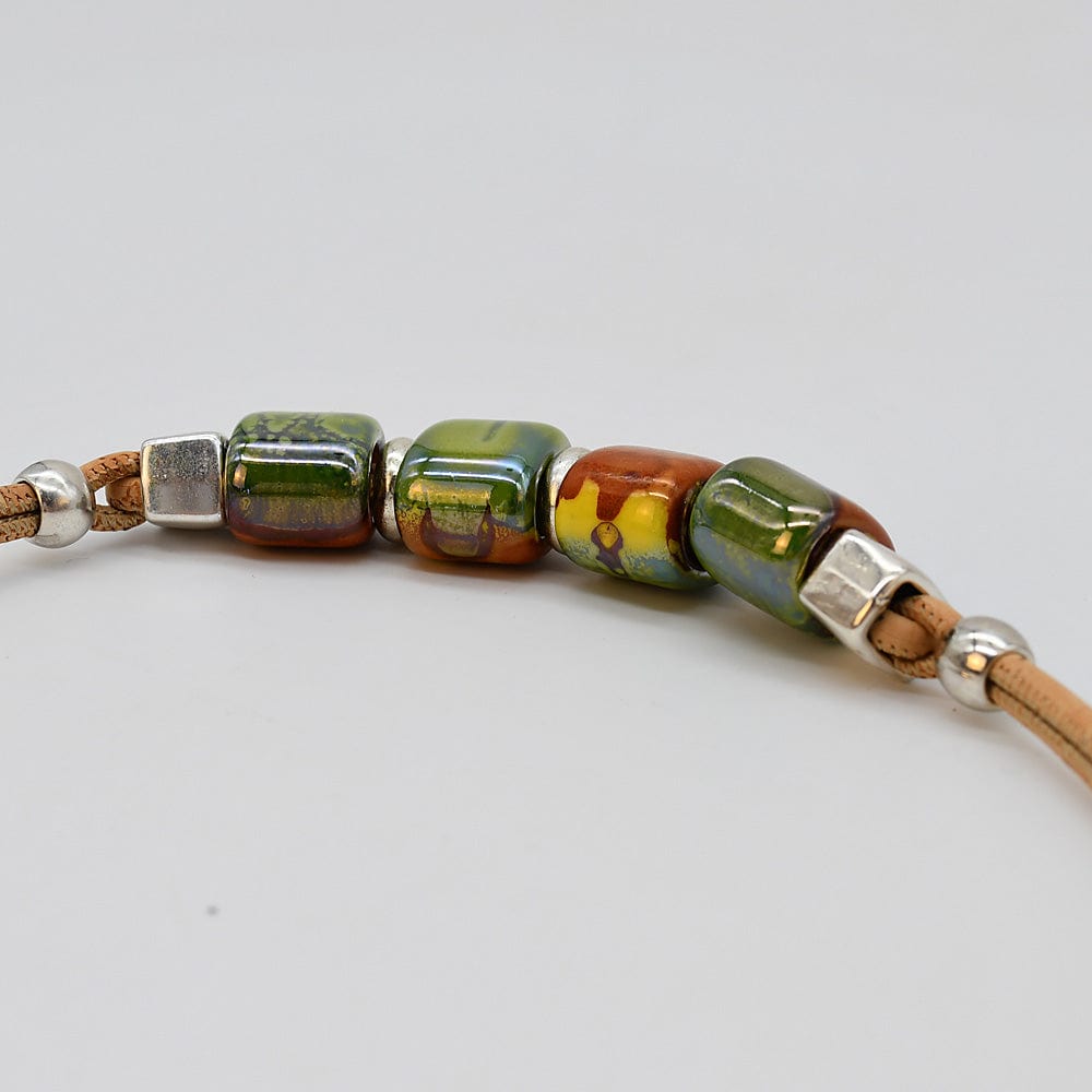 Collier liège et céramique verte Fait main au Portugal Collier en liège et perles - Vert
