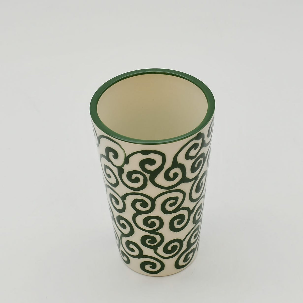Mug Tourbillon vert & crème en céramique artisanale Mug “Redemoinho” - Vert