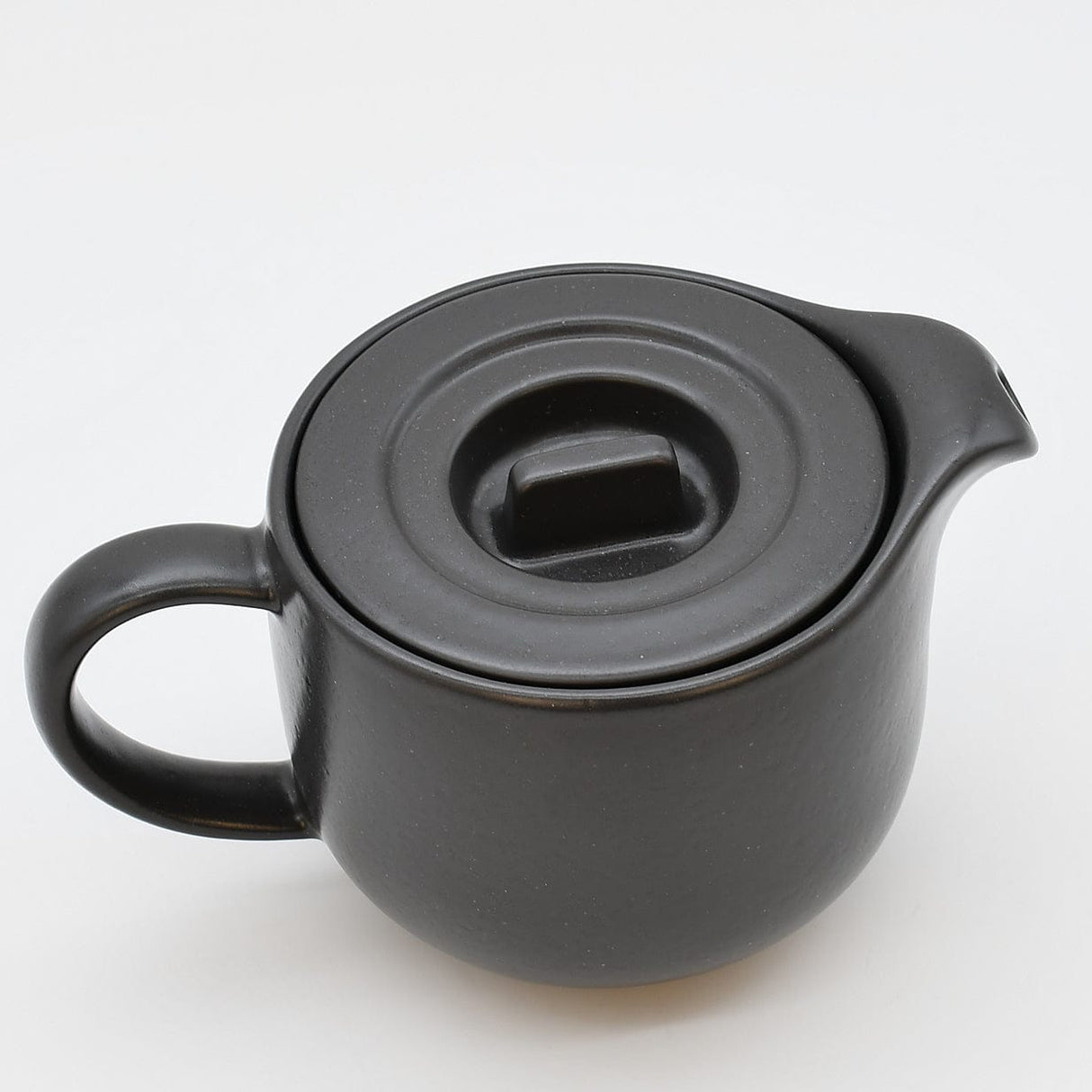 Théière en grès noir mat 50cl avec diffuseur Théière en grès “Pacifica" - Anthracite