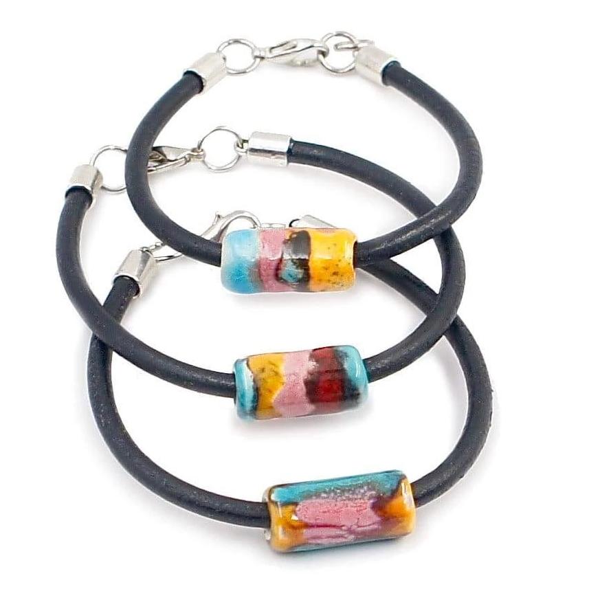 Ceramic bracelet on leather : Turqoise-blue, pink and yellow