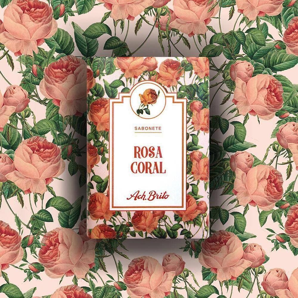 Box of 4 soaps with floral scents