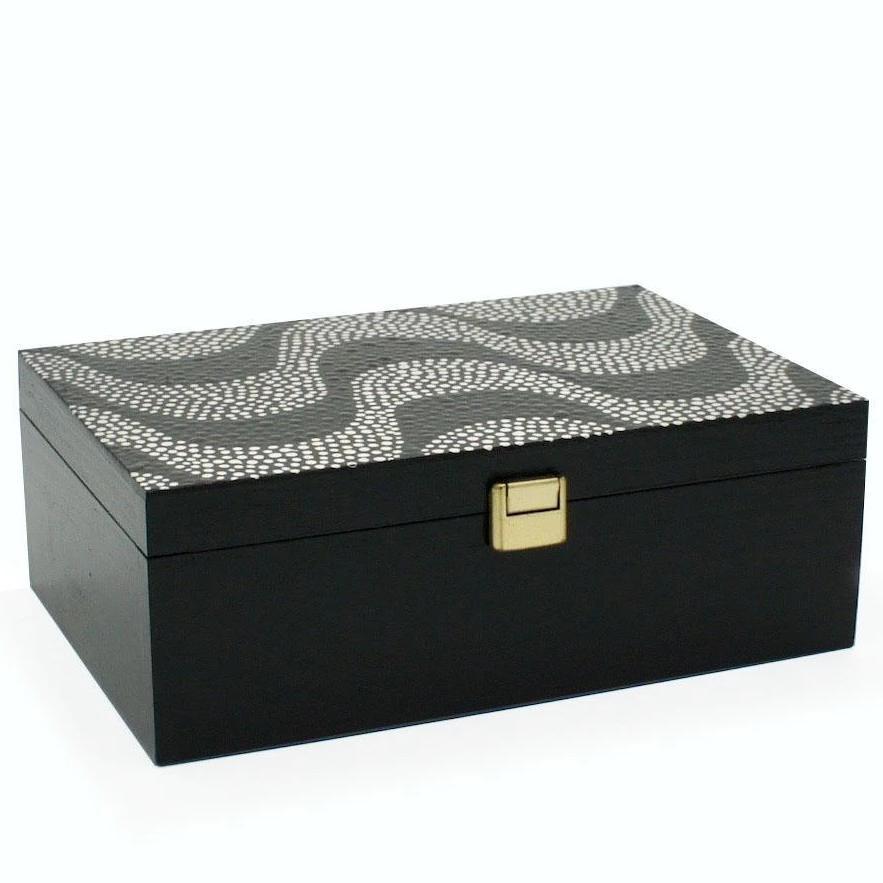 Calçada I Box in painted wood