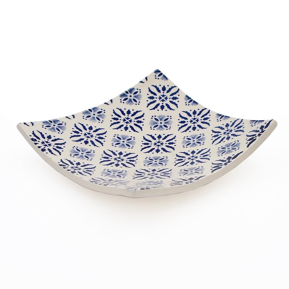 Flat ceramic cup
