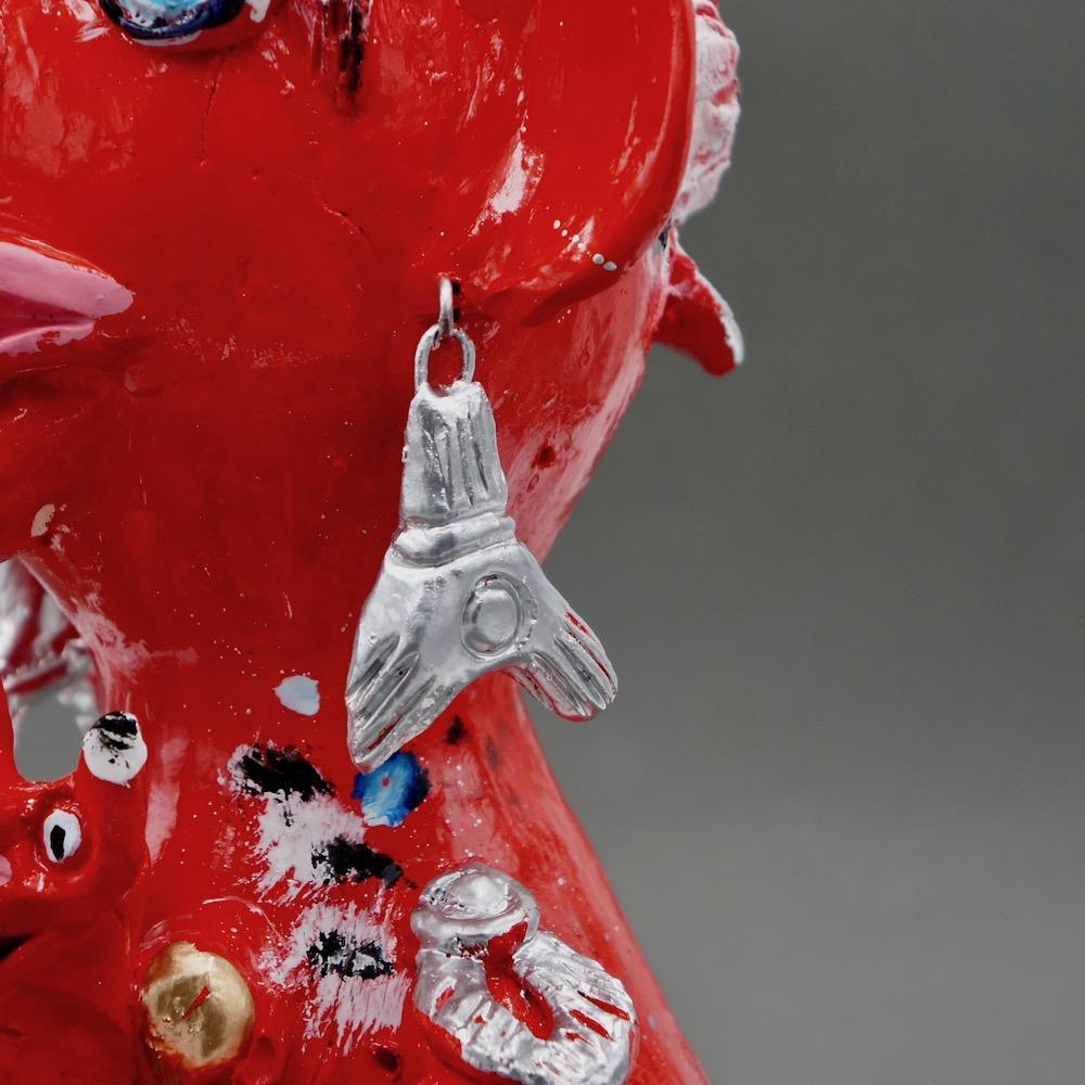 Diabo com criança I Statuette by Jùlia Côta - 40 cm