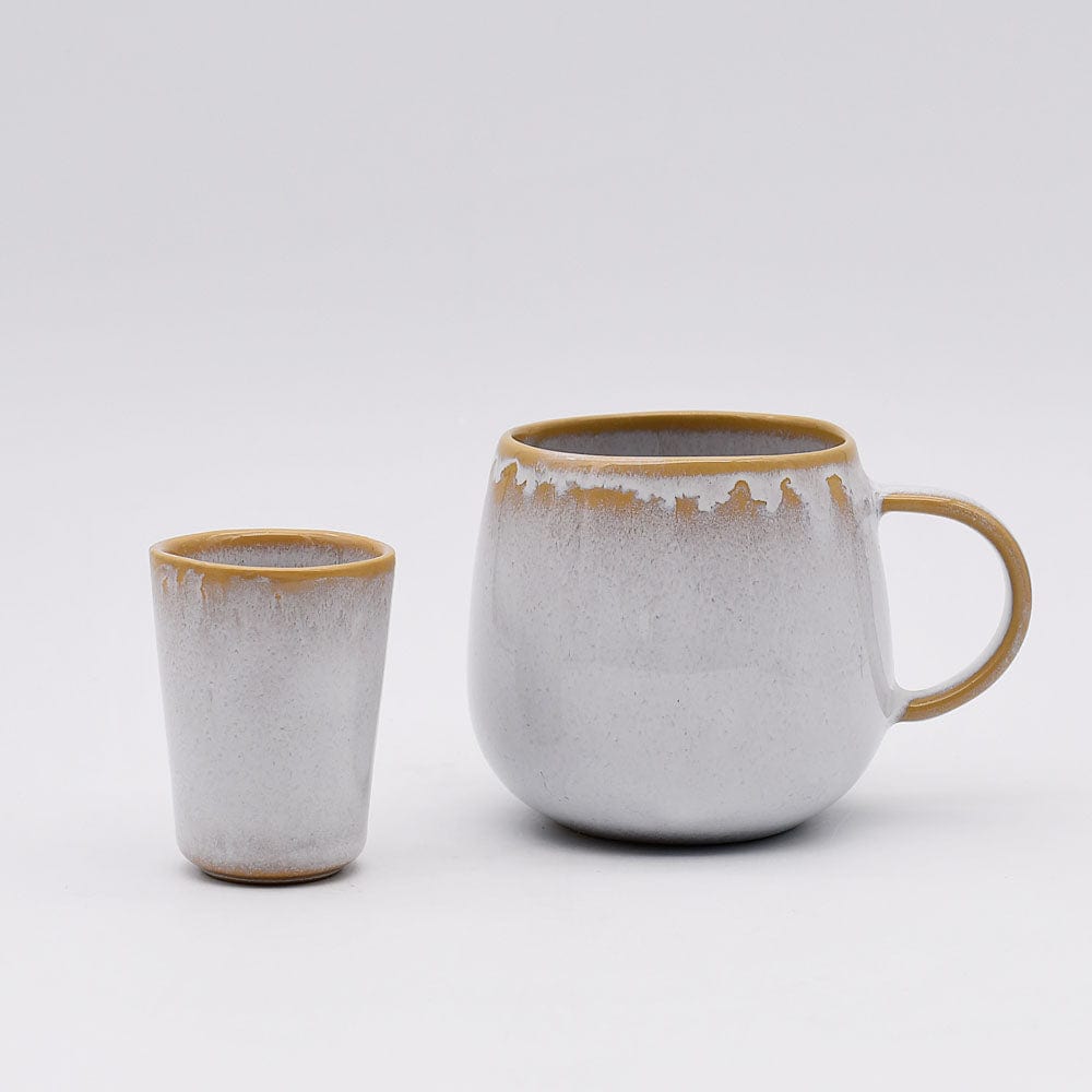 Grande assiette en grès de la collection portugaise Corals Mug en grès "Amazonia" Blanc