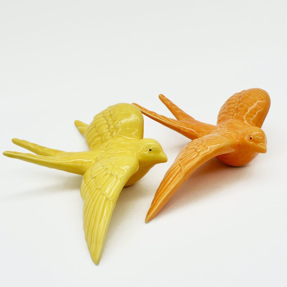 Hirondelle de Caldas da Rainha en céramique jaune