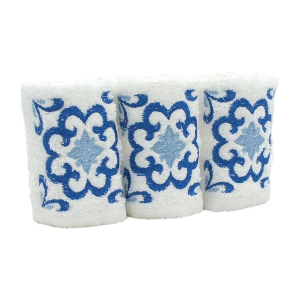 Small embroidered hand towels I Set of 3