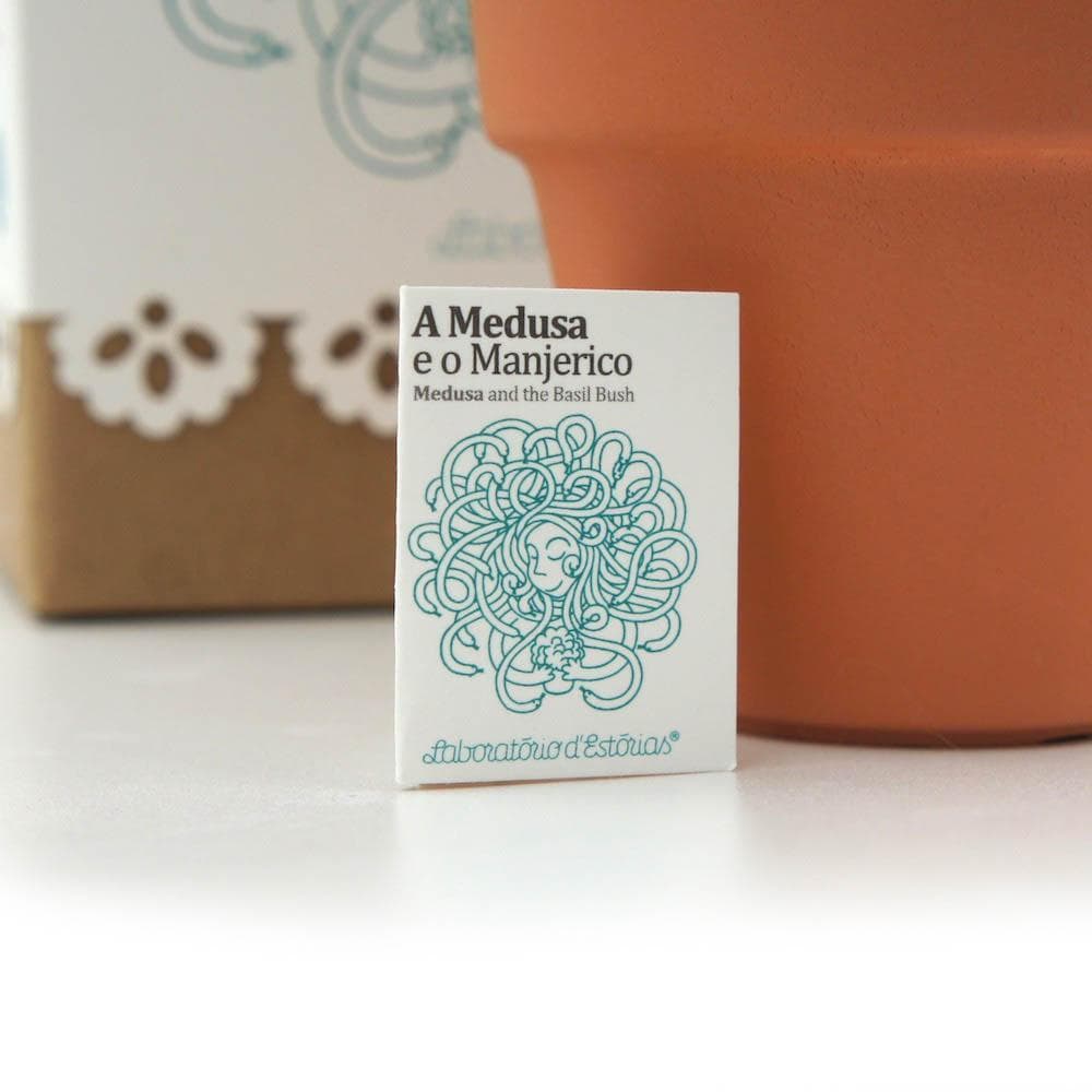 Medusa e o Manjerico I Earthenware plant