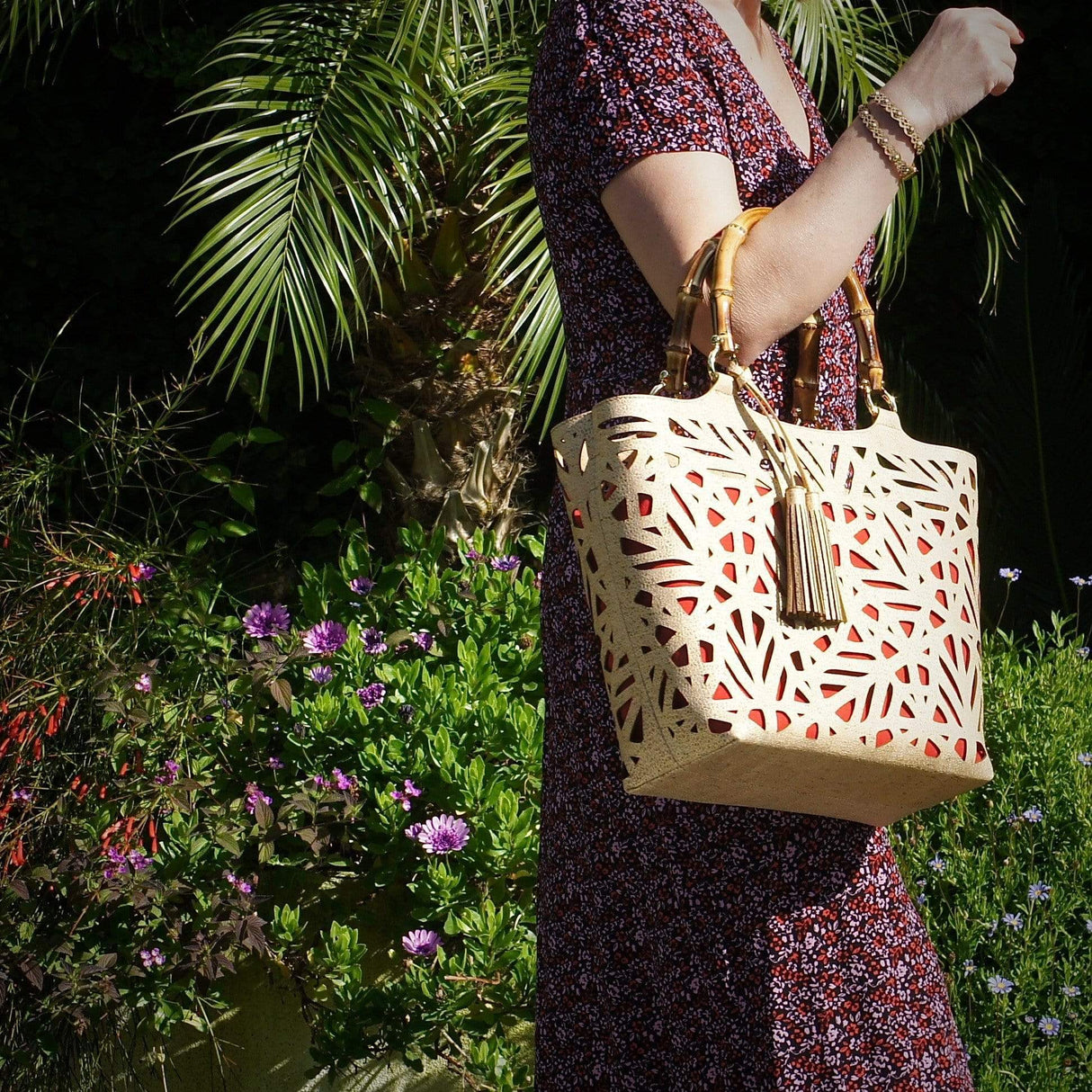 Cork basket bag I Golden and red