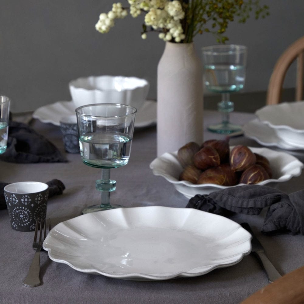 Assiette blanche en grès I Vaisselle du Portugal Assiette en grès fin "Rosa" 28cm - Blanc