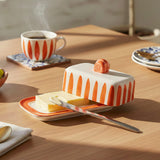 Beurrier en céramique rayé orange et blanc Beurrier rayé "Costa Nova Mar" - Orange