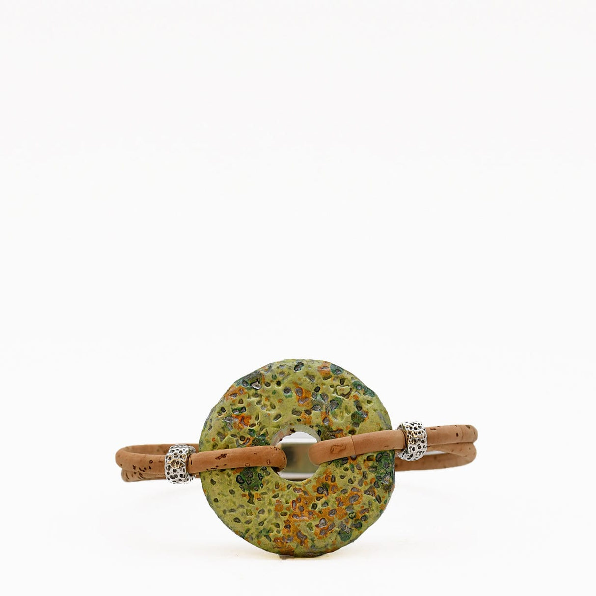 Bracelet en liège artisanal – Élégant, vegan et unique Bracelet en liège
