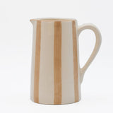 Carafe rayée en céramique Moka et blanc Carafe rayée "Costa Nova Mar" - Moka