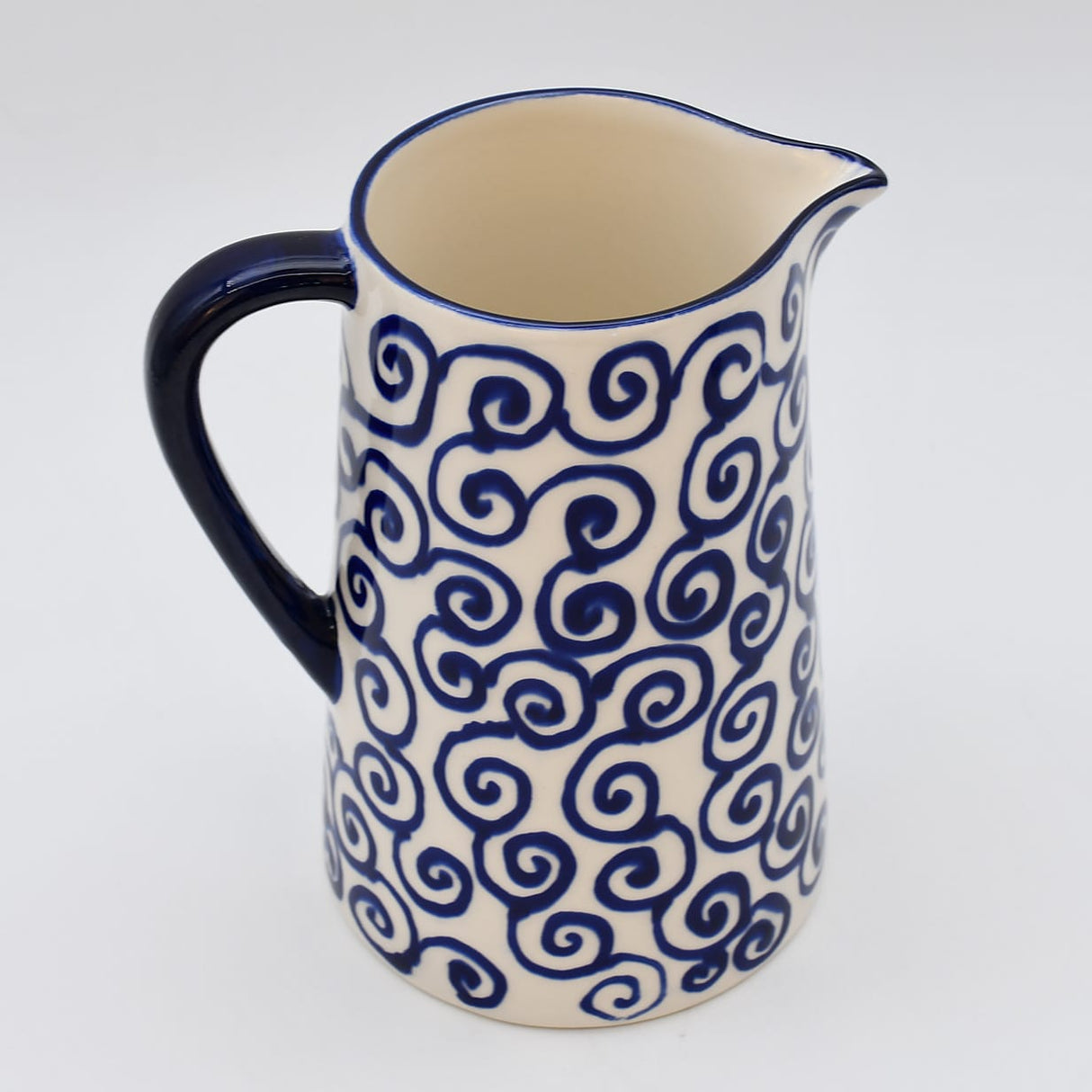 Carafe Tourbillon bleue en céramique artisanale Carafe “Redemoinho” - Bleu