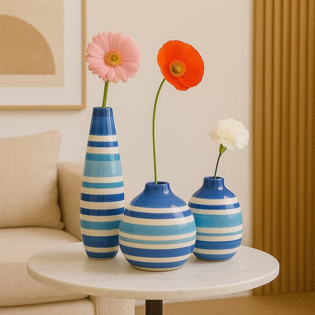 Ensemble de 3 soliflores bleus I Vases en céramique du Portugal Ensemble de 3 vases rayés bleus