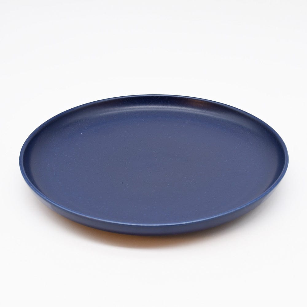 Grande assiette en grès anthracite I Vaisselle portugaise Assiette en grès “Pacifica" - Bleue - 21cm