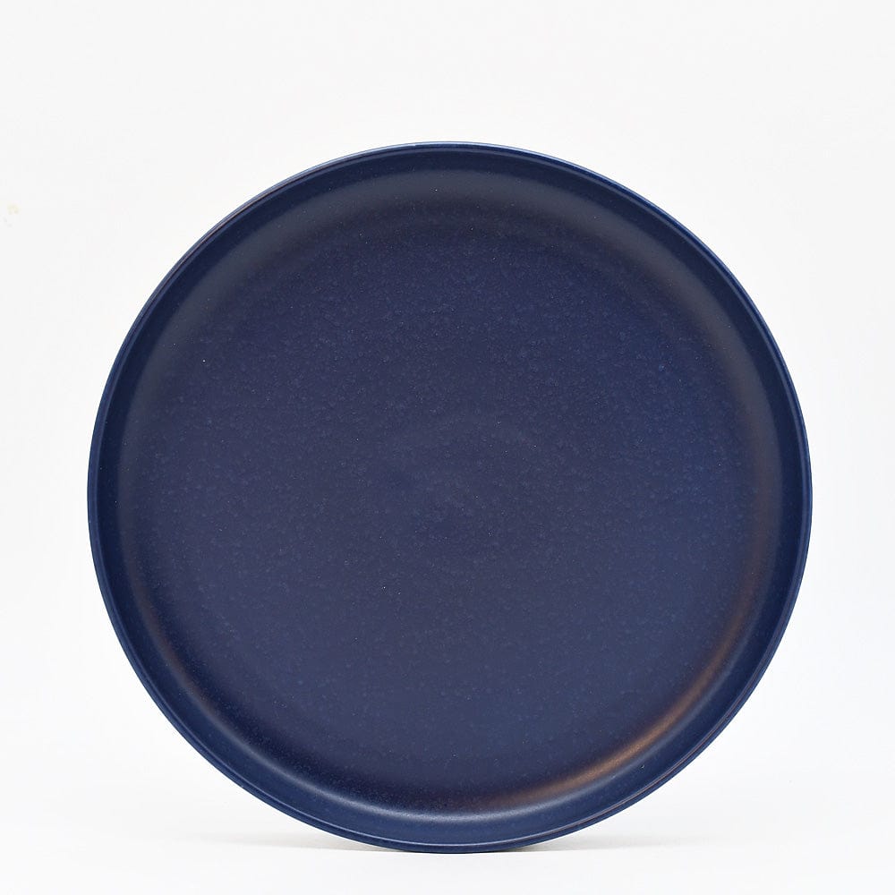 Grande assiette en grès anthracite I Vaisselle portugaise Assiette en grès “Pacifica" - Bleue - 27cm