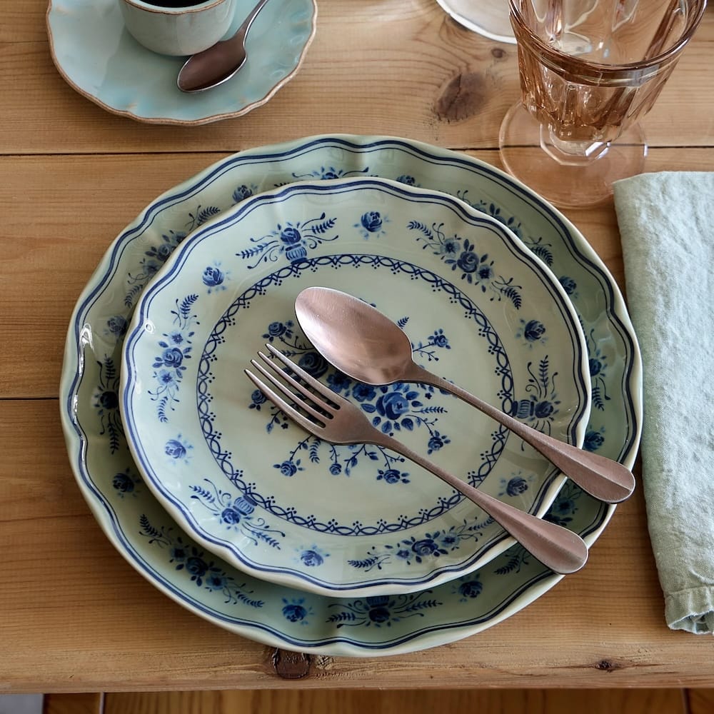 Grande assiette en grès en forme de feuille de chou Assiette en grès "Vila" 21cm - Vert