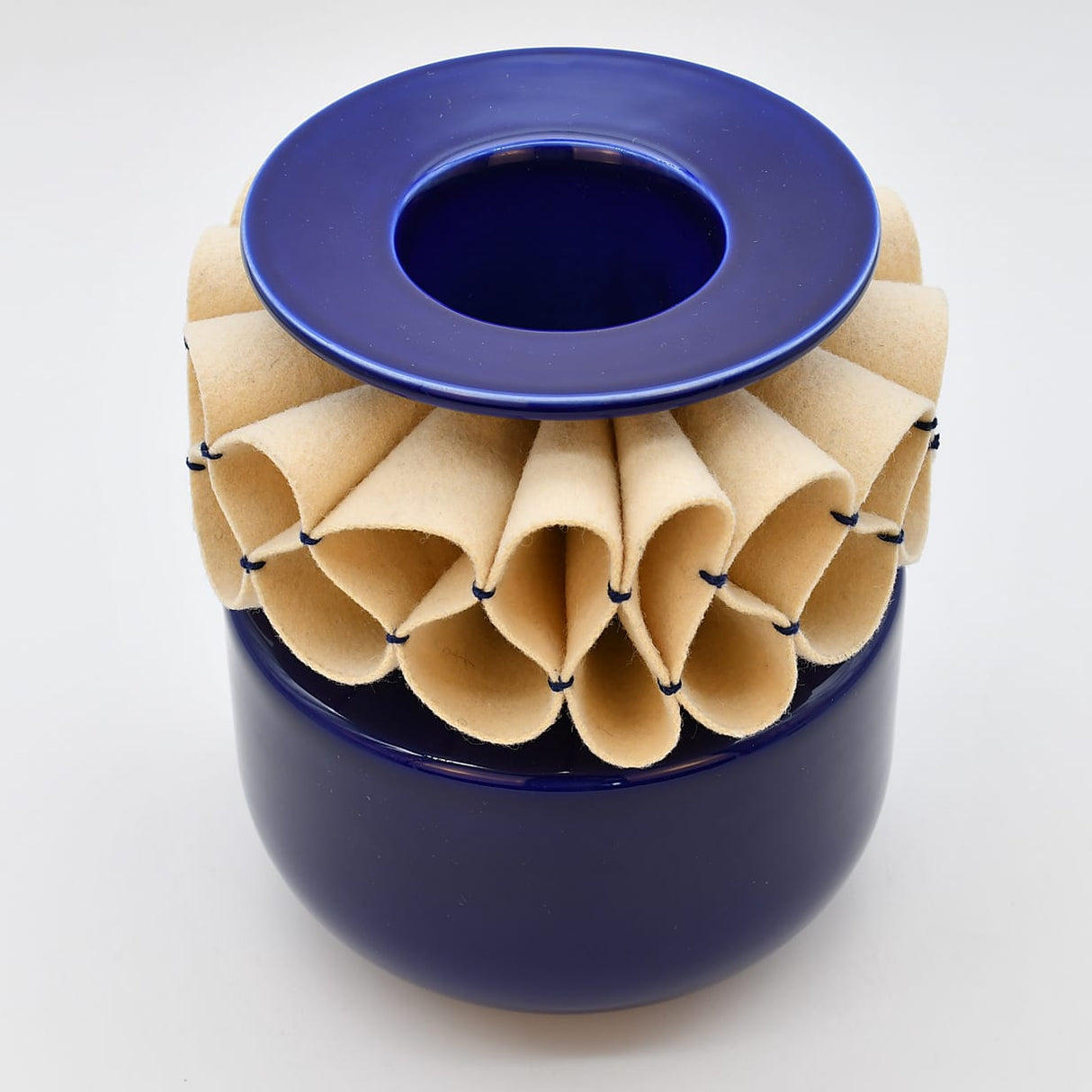 Jarra de Rufos – Jarre artisanale portugaise en faïence bleue Vase en céramique "A Jarra de Rufos" - Bleu
