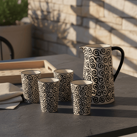 Mug Tourbillon noir & crème en céramique artisanale Mug “Redemoinho” - Noir
