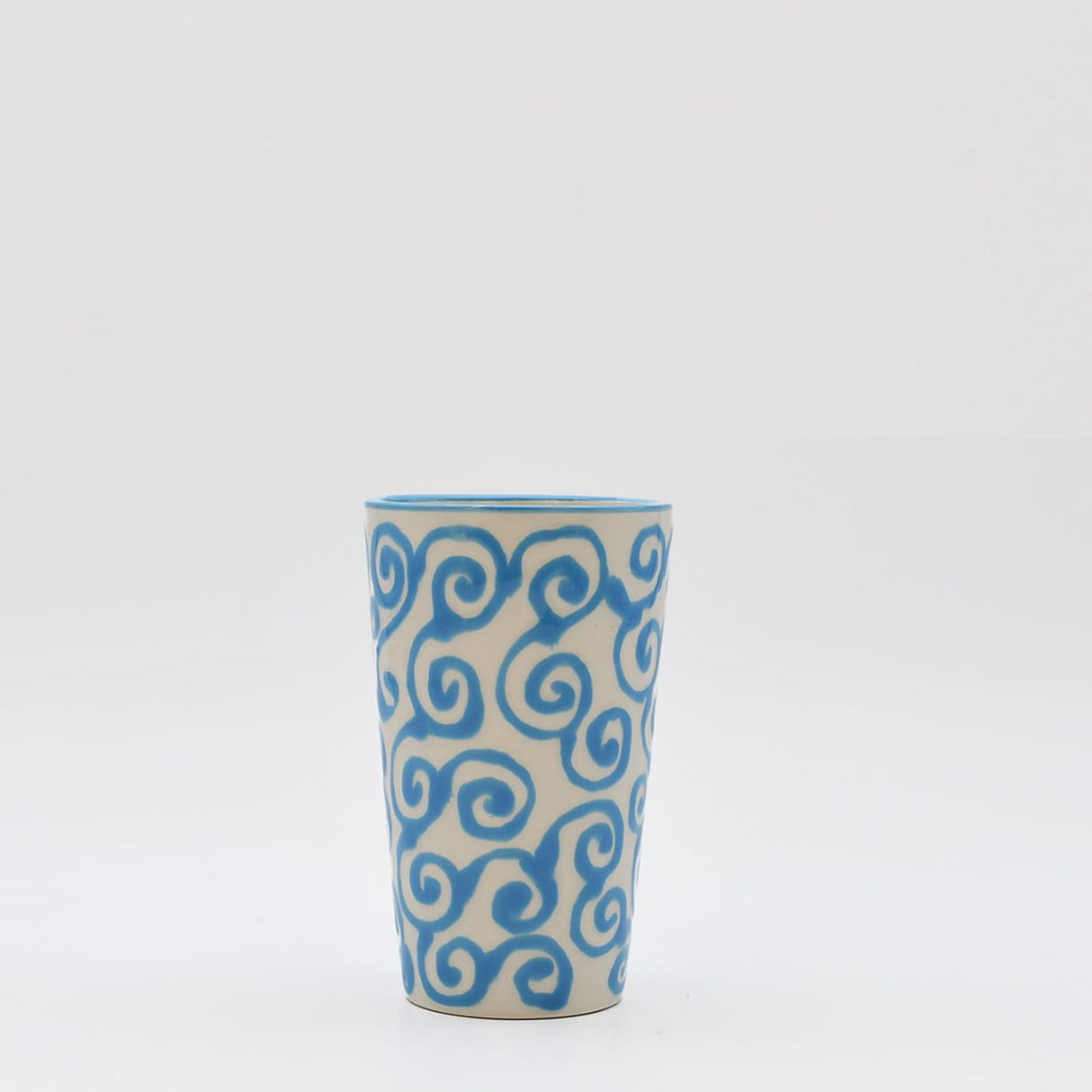 Mug Tourbillon turquoise & crème en céramique artisanale Mug “Redemoinho” - Turquoise