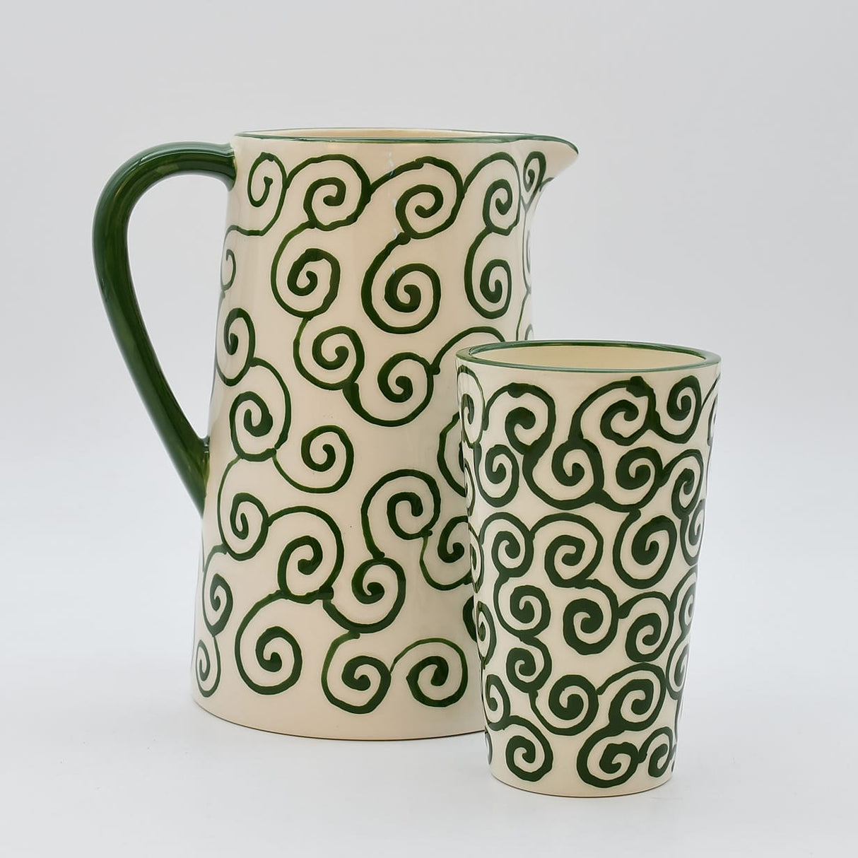 Mug Tourbillon vert & crème en céramique artisanale Mug “Redemoinho” - Vert