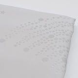 Nappe Blanche Festive Argentée – Élégance Portugaise & Entretien Facile Nappe en coton "Festas" - Blanche