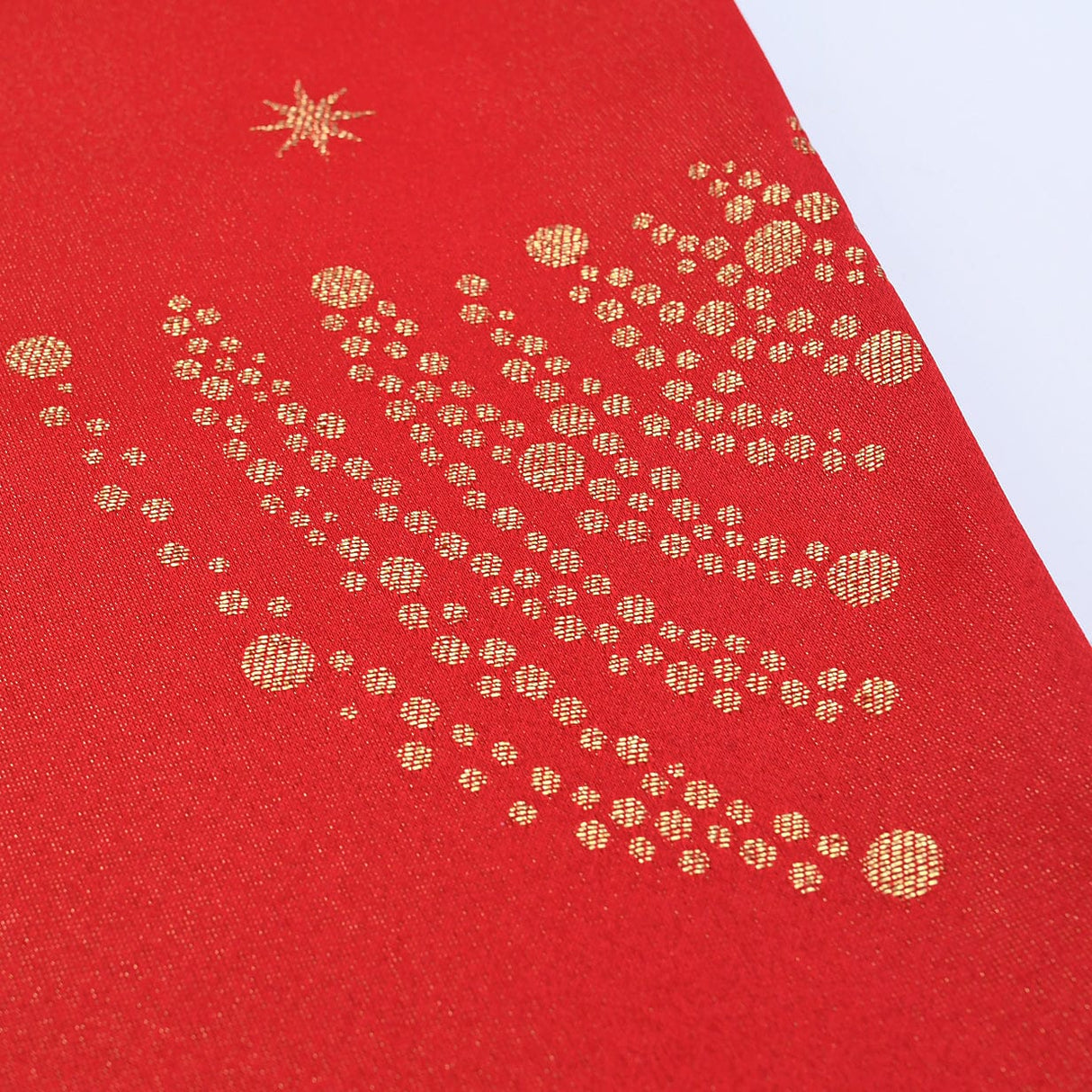 Nappe rouge Festive Argentée – Élégance Portugaise & Entretien Facile Nappe en coton "Festas" - Rouge