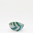 Petit bol en verre de Marinha Grande turquoise & blanc I Artisanat portugais Saladier en verre "Marinha Grande" - Turquoise