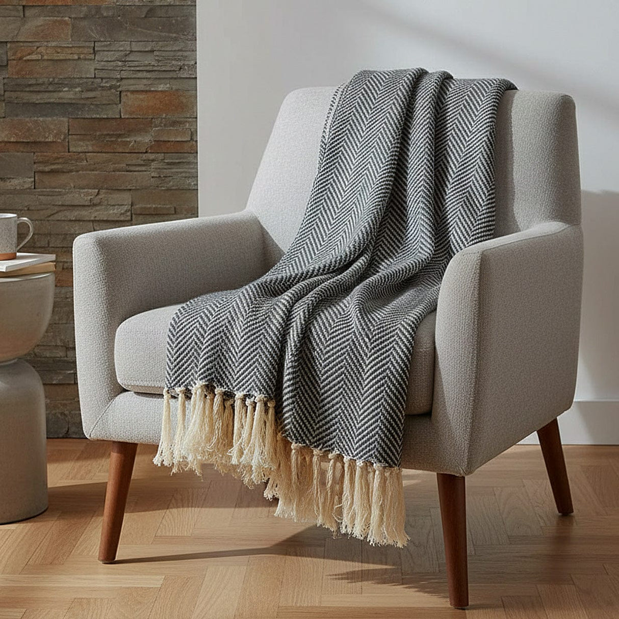 Plaid en coton Gris moyen motifs chevrons I Artisanat du Portugal en ligne Plaid en coton "Chevrons" - Gris moyen