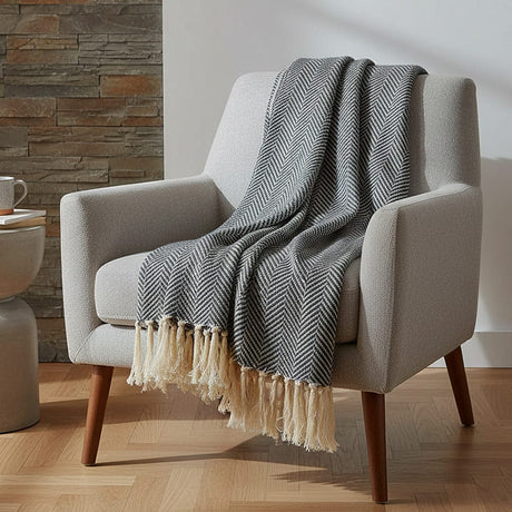 Plaid en coton Gris moyen motifs chevrons I Artisanat du Portugal en ligne Plaid en coton "Chevrons" - Gris moyen