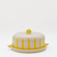 Plateau à fromage ou gâteau en céramique à rayures jaunes Costa Nova Plateau à fromage ou gateau "Costa Nova Mar" - Jaune