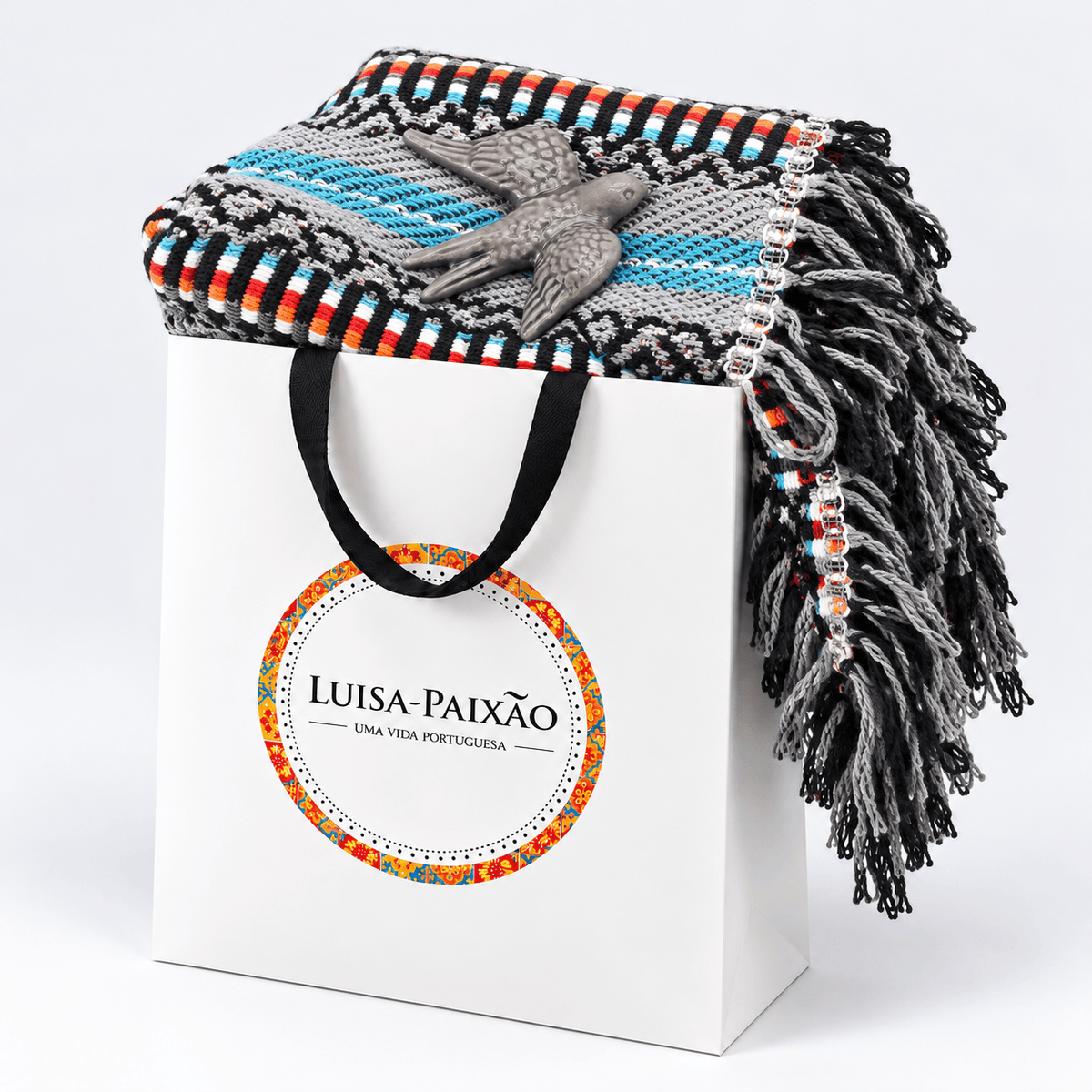 Sac cadeau I Plaid traditionnel gris et hirondelle assortie Sac cadeau I Plaid traditionnel gris et hirondelle assortie