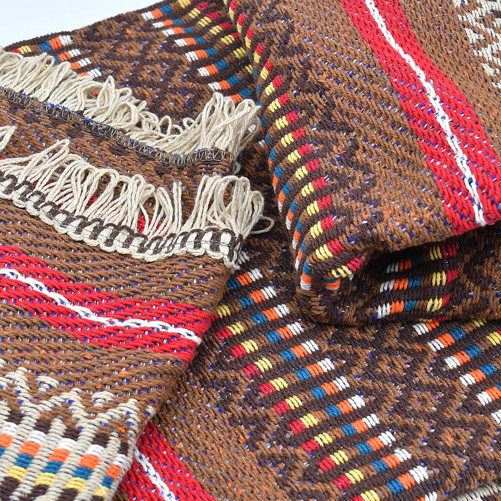 Sac cadeau I Plaid traditionnel marron et hirondelle assortie Sac cadeau I Plaid traditionnel marron et hirondelle assortie