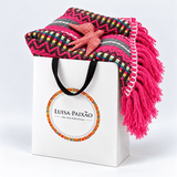 Sac cadeau I Plaid traditionnel rose et hirondelle assortie Sac cadeau I Plaid traditionnel rose et hirondelle assortie