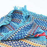 Sac cadeau I Plaid traditionnel turquoise et hirondelle assortie Sac cadeau I Plaid traditionnel turquoise et hirondelle assortie