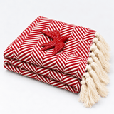 Sac cadeau - Plaid à chevrons bordeaux et hirondelle assortie Sac cadeau - Plaid à chevrons bordeaux et hirondelle assortie