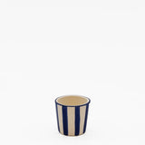 Tasse espresso Costa Nova artisanale bleue peinte main Tasse à espresso rayée "Costa Nova Mar" - Bleu