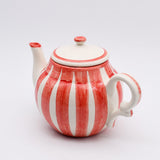 Théière en porcelaine rouge I Vaisselle du Portugal en ligne Théière rayée "Costa Nova Mar" - Rouge