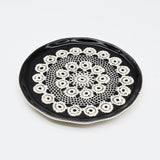 Assiette en céramique noire I Motifs dentelles portugaises Assiette "Renda" noire - 22cm