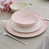 Assiette en céramique rose I Motifs dentelles portugaises Assiette "Carimbada" rose - 27 cm