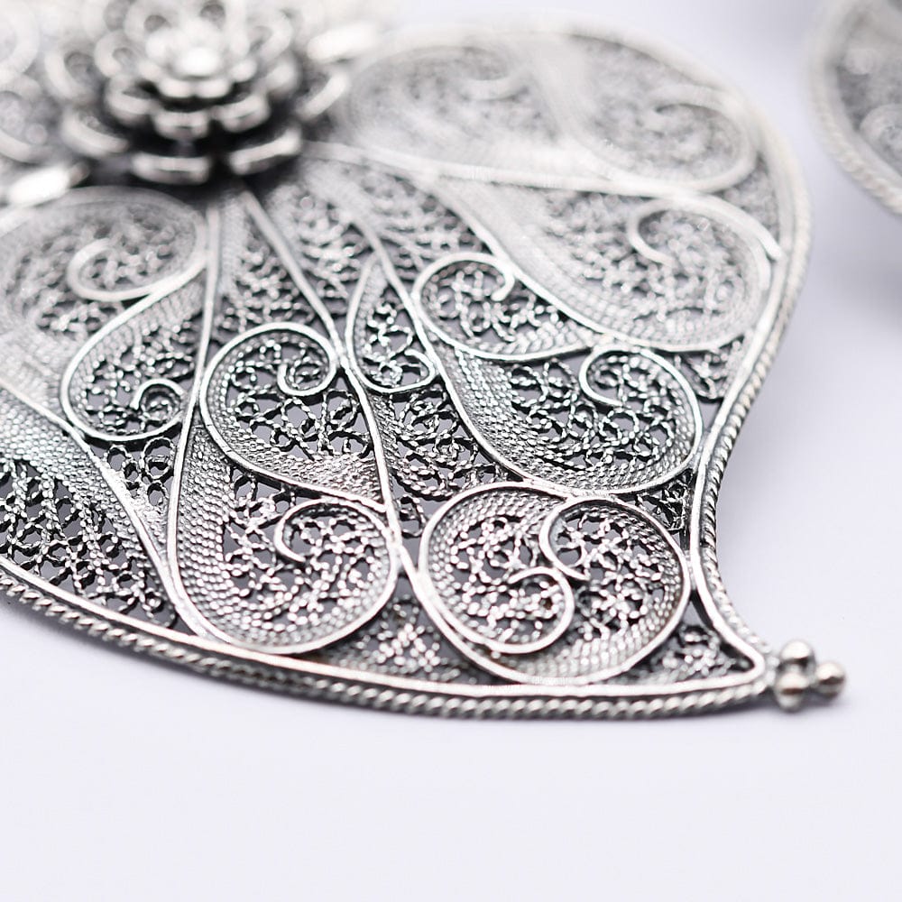Boucles d'oreille Coeur de Viana en filigrane d'argent oxydé 6,5cm Coração de Viana I Boucles d'oreille en argent oxydé -  6,5cm