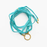 Boucles d'oreille en filigrane d'argent doré I Vente de bijoux argent Bracelet Soie turquoise Alma & Coraçao