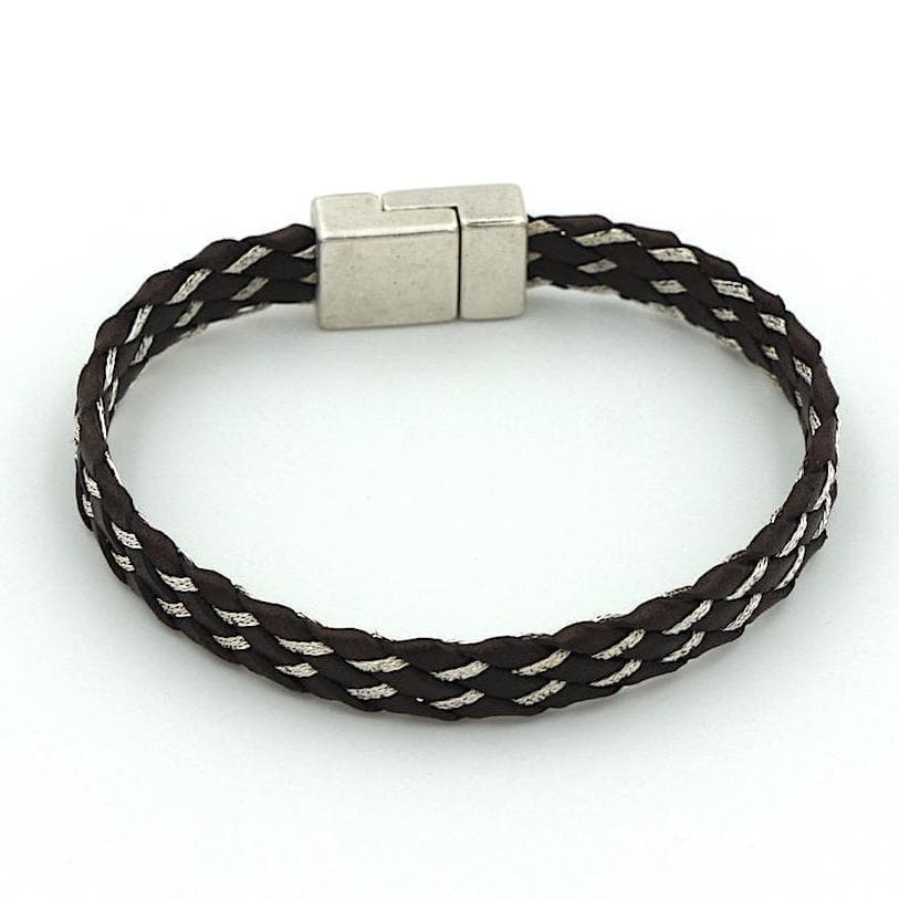 bracelet in leather and silver thread