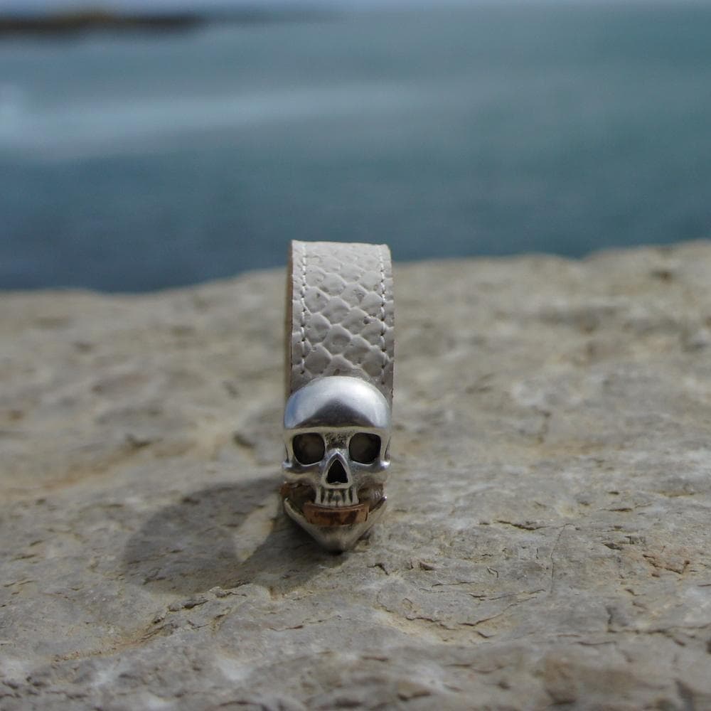 White cork bracelet - Skull