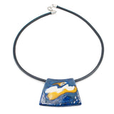 Ceramic and leather necklace "Manhã Azul"