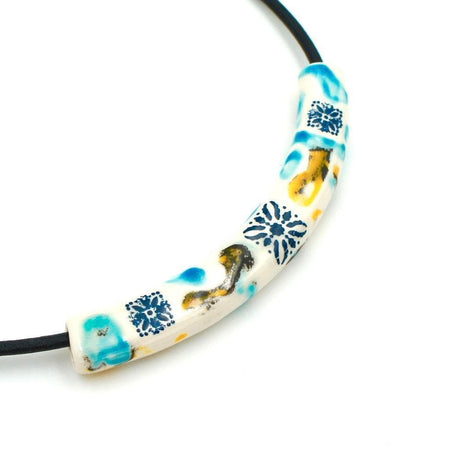 Ceramic necklace "Tubo"