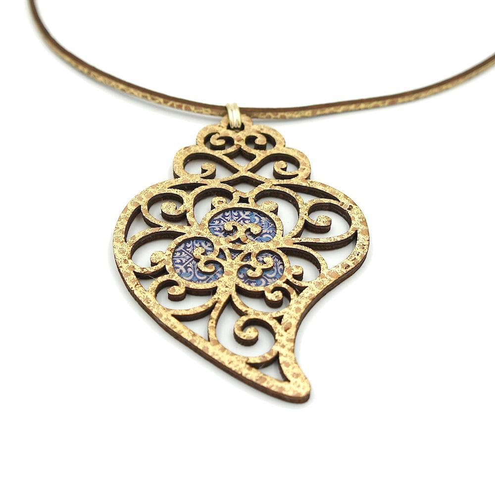 Hearth of Viana I Cork short necklace