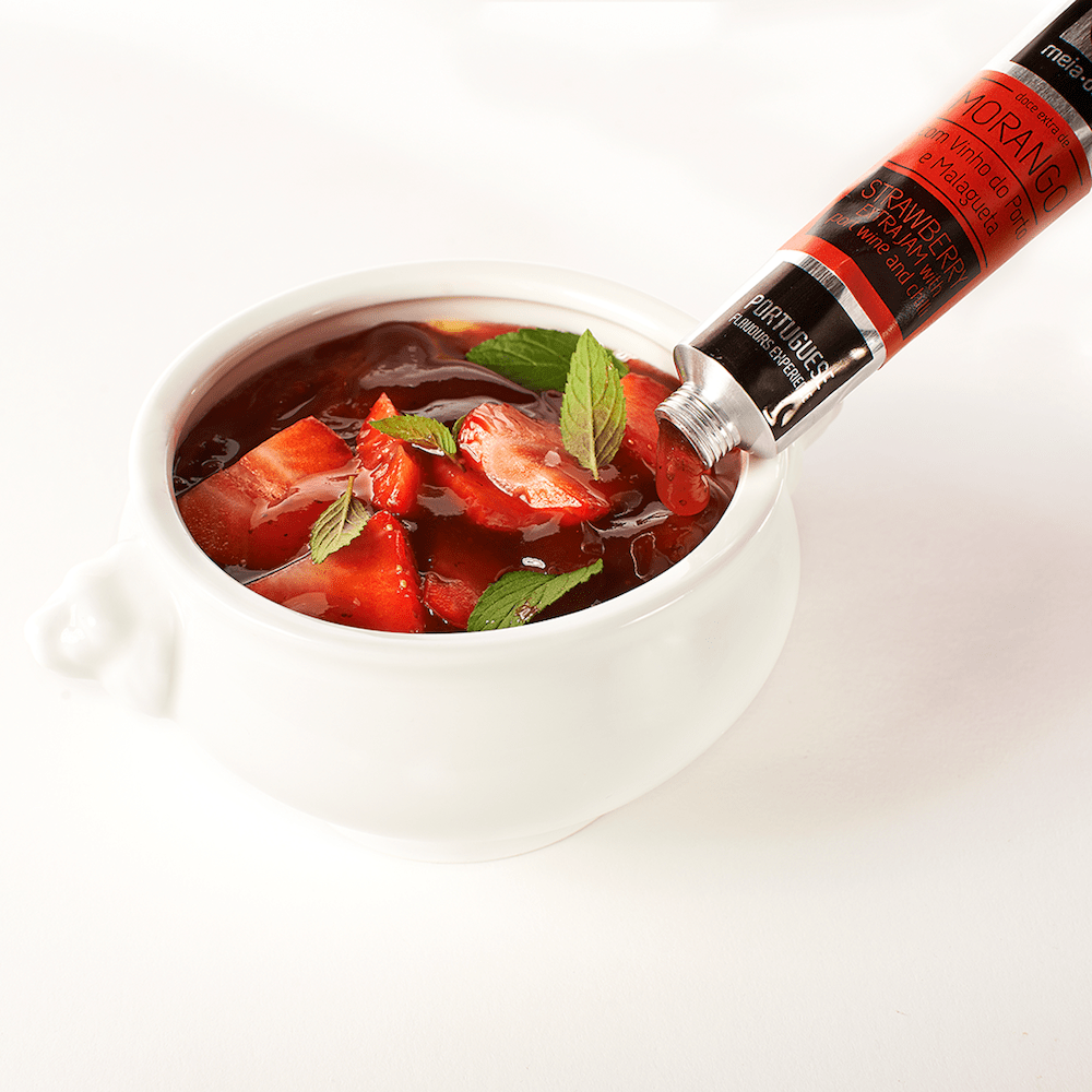 Strawberry jam, Port wine and red peppers