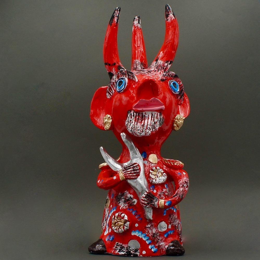 Diabo com três cornos I Statuette by Júlia Côta - 40 cm